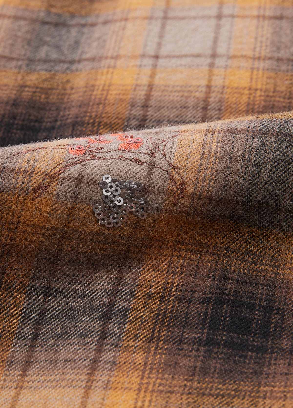 Shirt / JNBY Oversized Cotton Plaid Shirt with Embroidery