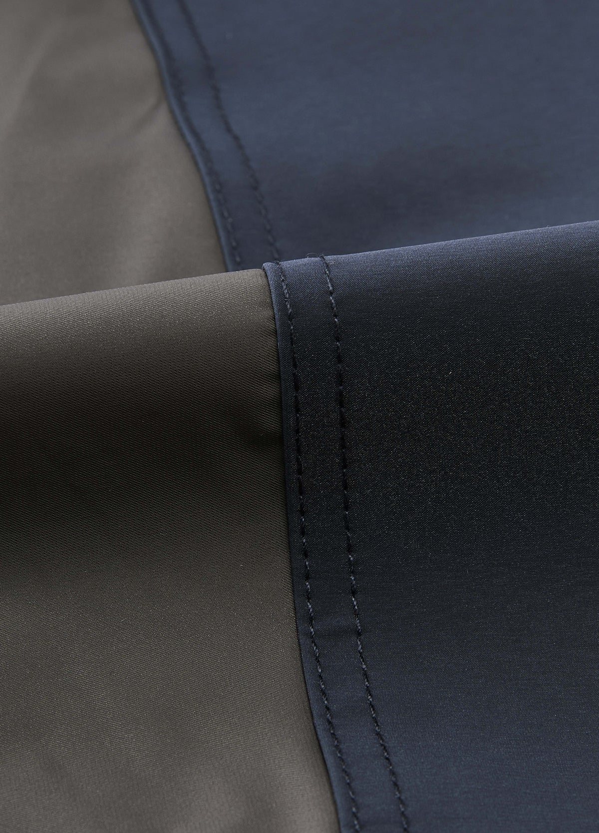 Jacket / JNBY Oversized Hooded Spliced Memory Fabric Jacket