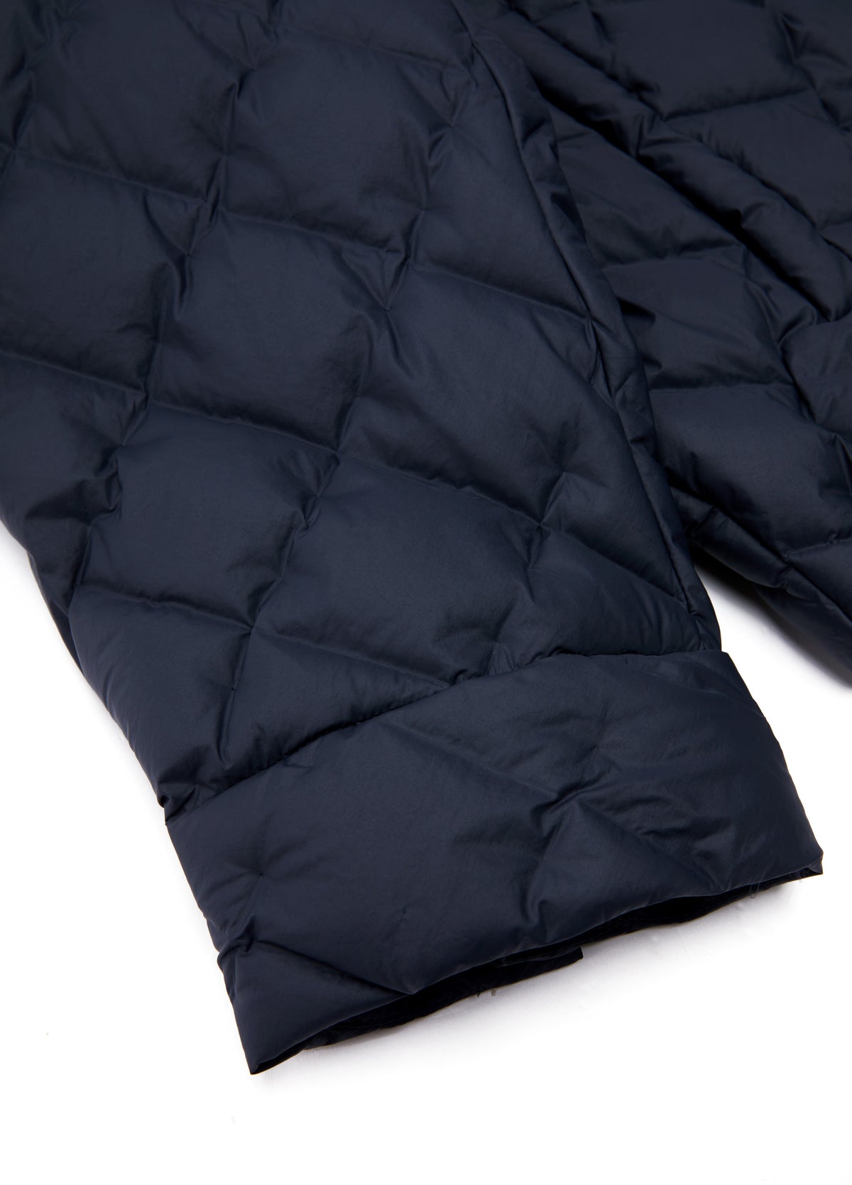 Jacket / JNBY Oversized Short Down Coat with 95% White Goose Down