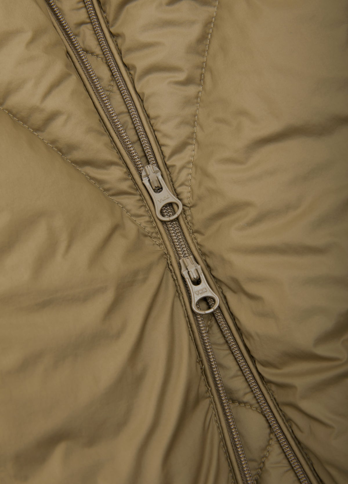 Jacket / JNBY Oversized Hooded Down Puffer