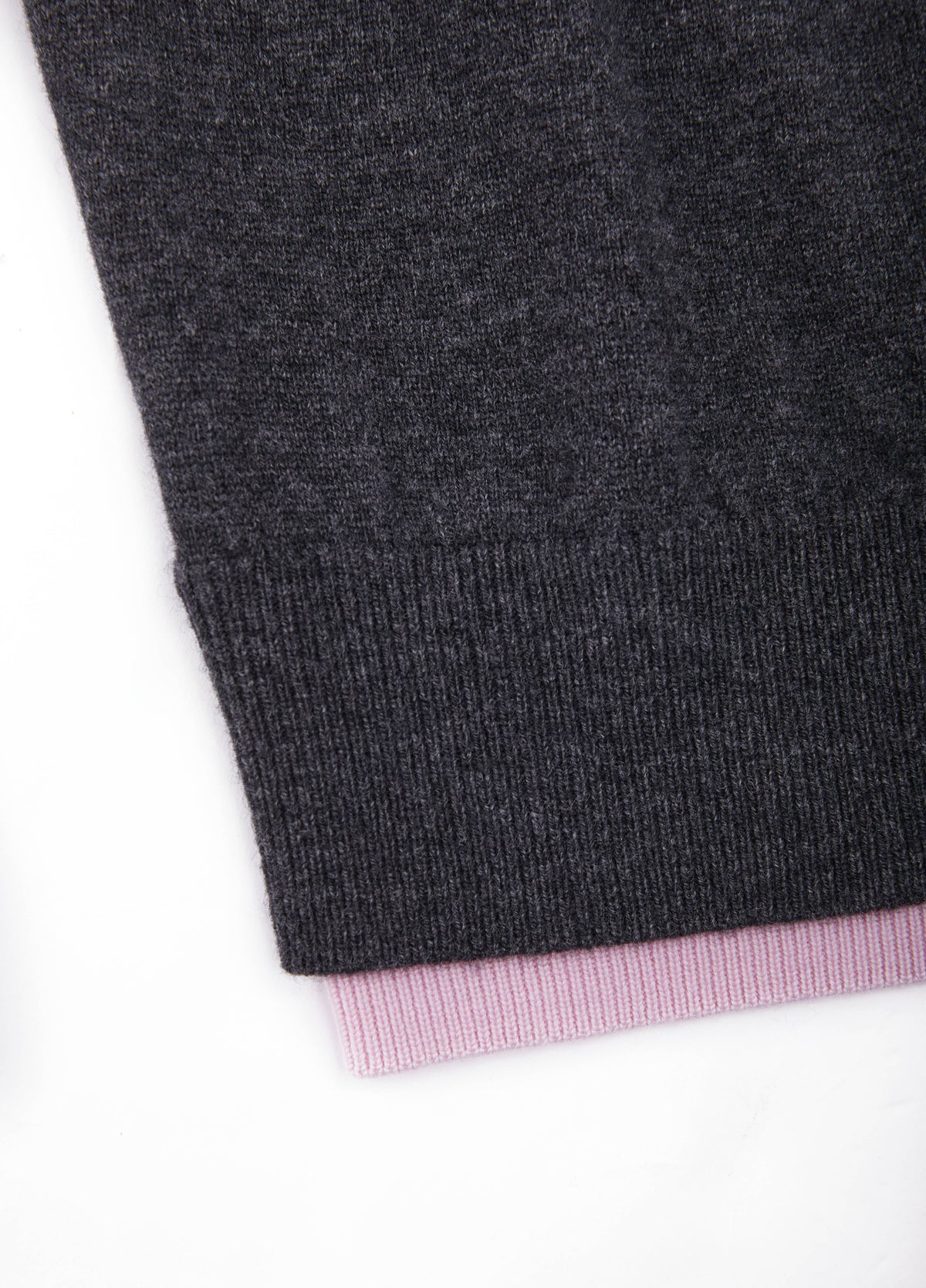 Sweater / JNBY Merino Wool Cashmere Blend V-Neck Pullover