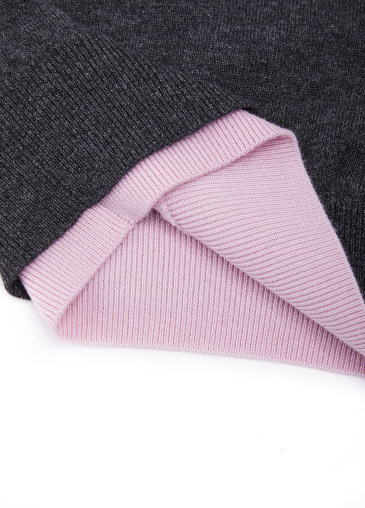 Sweater / JNBY Merino Wool Cashmere Blend V-Neck Pullover