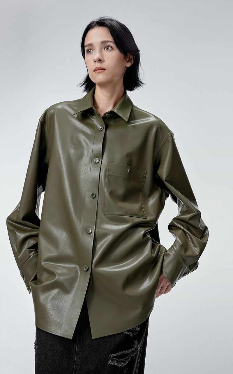 Coat / JNBY Faux Leather Coat in Shirt Style Green
