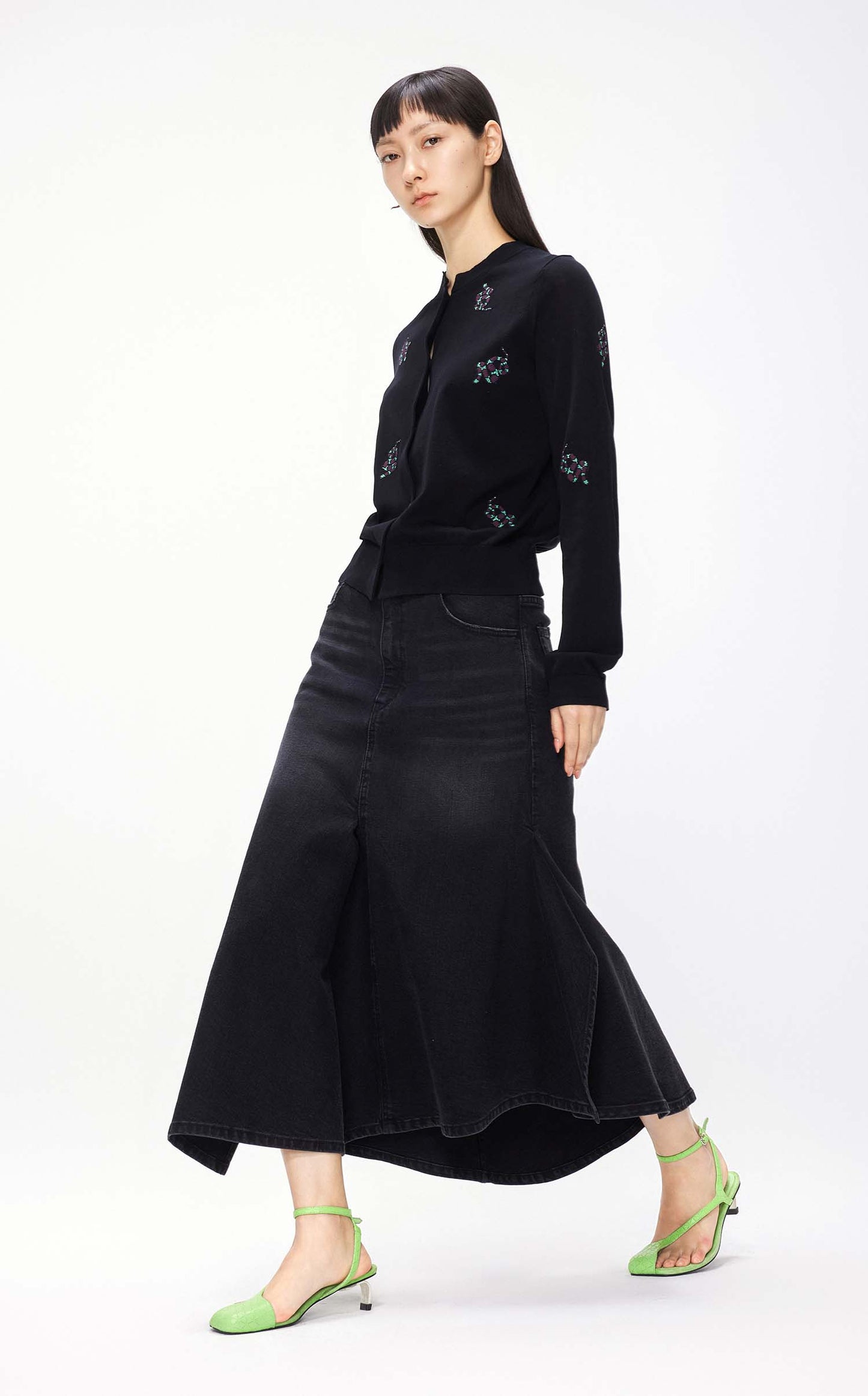 Cardigans / JNBY Classic Jacquard Long Sleeve Cropped Cardigan