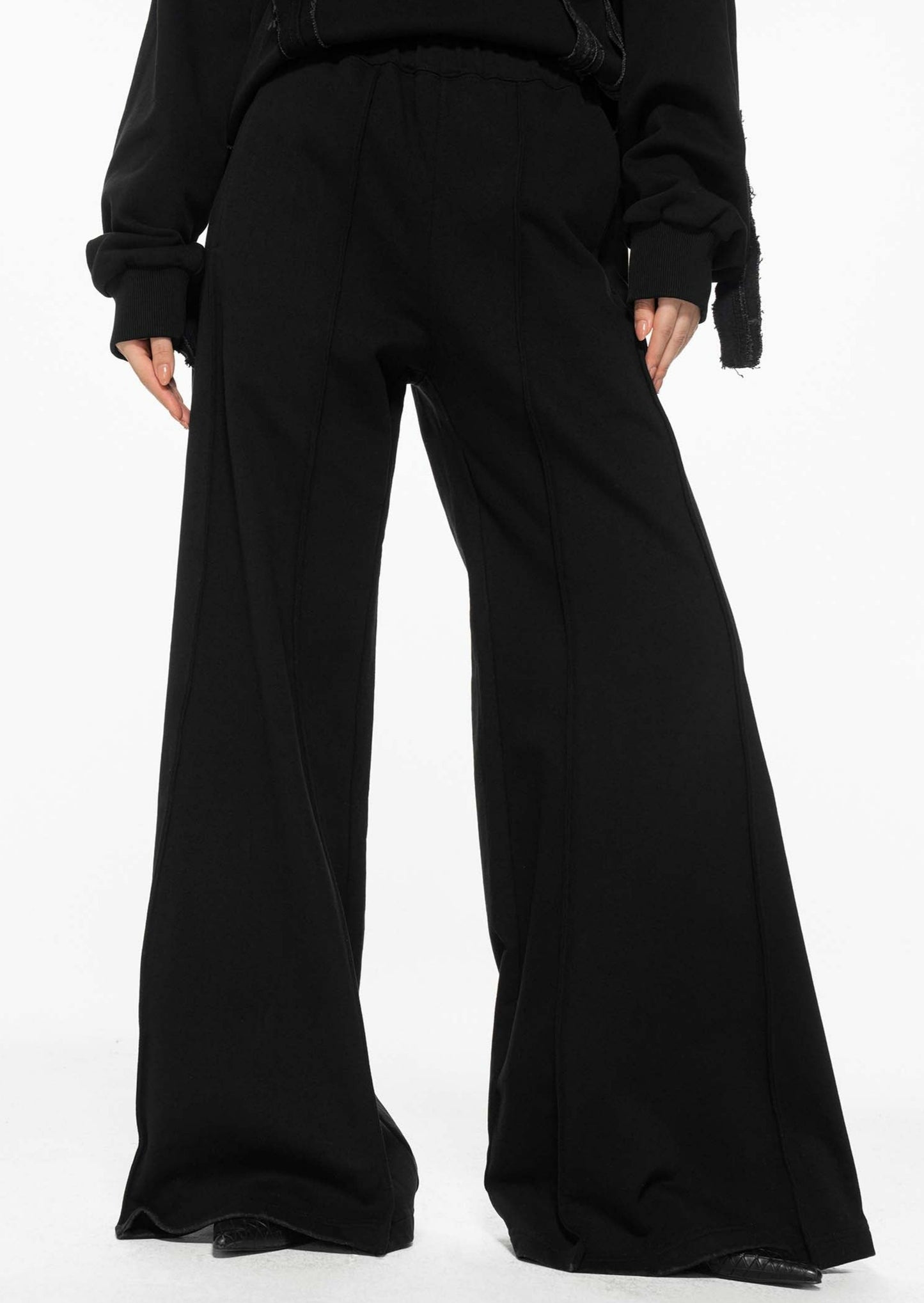 Pants / JNBY Loose Fit Cotton Flare Pants Black