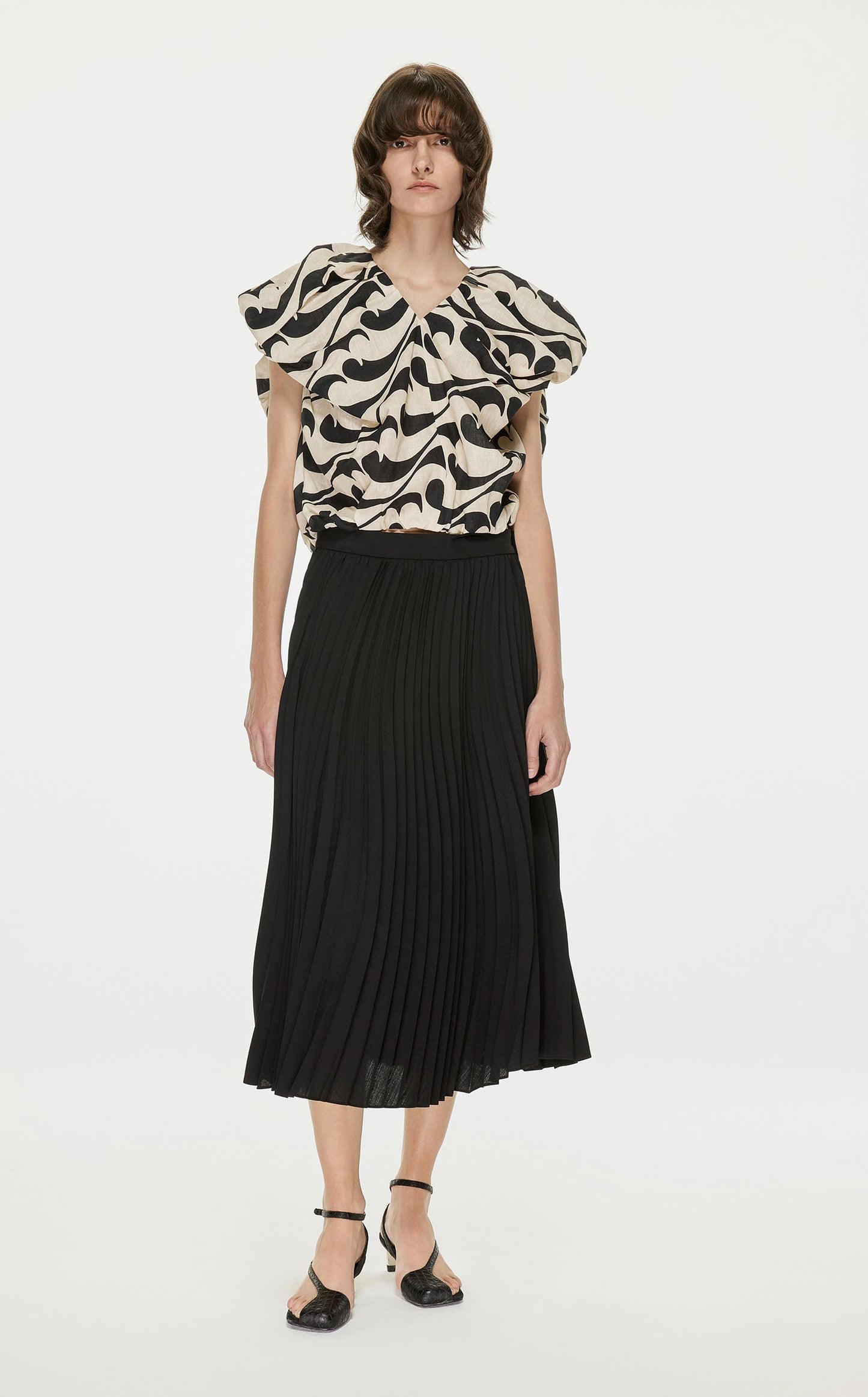 Shirt / JNBY Full Print Linen Sleeveless Top (100% Linen)
