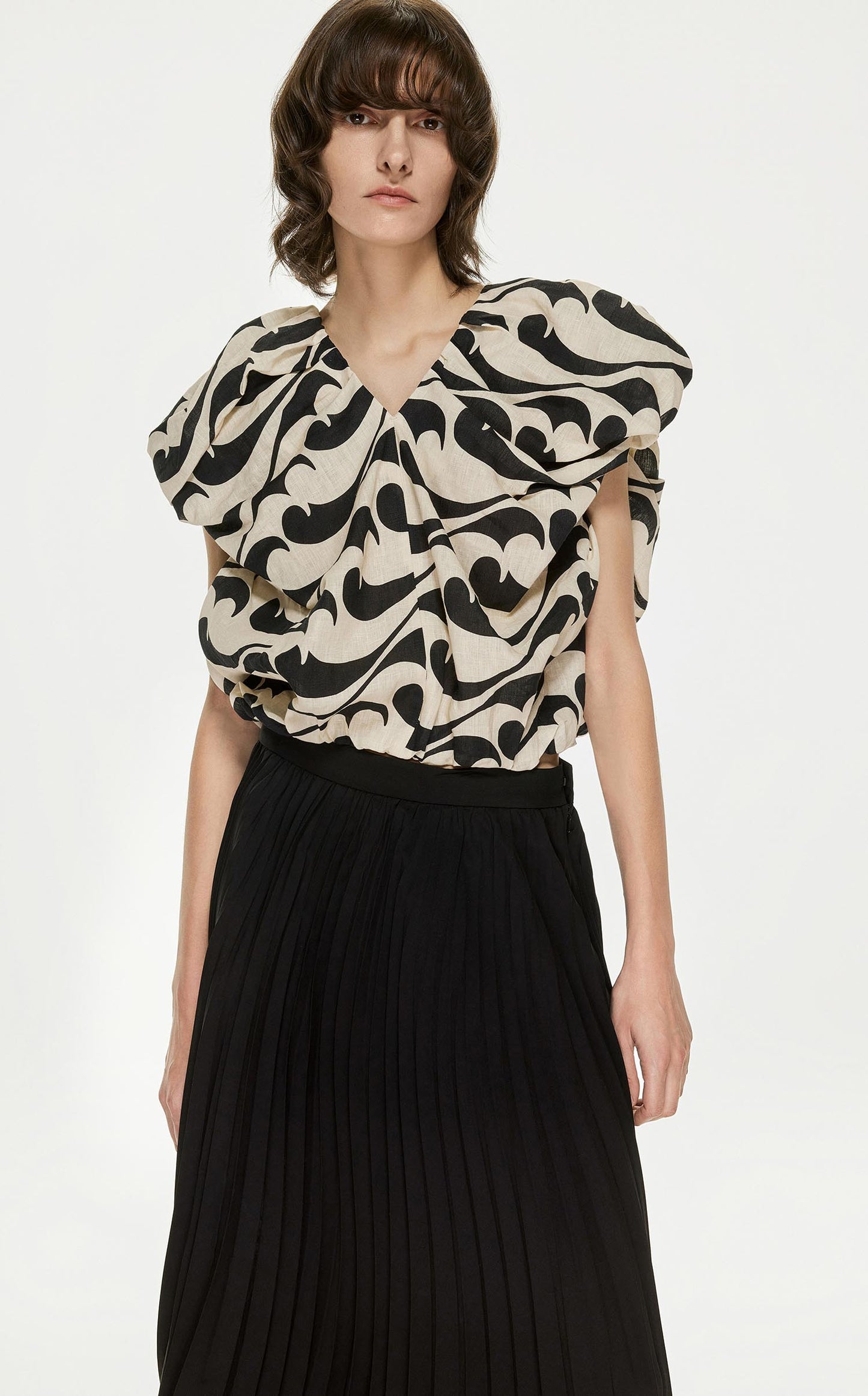 Shirt / JNBY Full Print Linen Sleeveless Top (100% Linen) Black